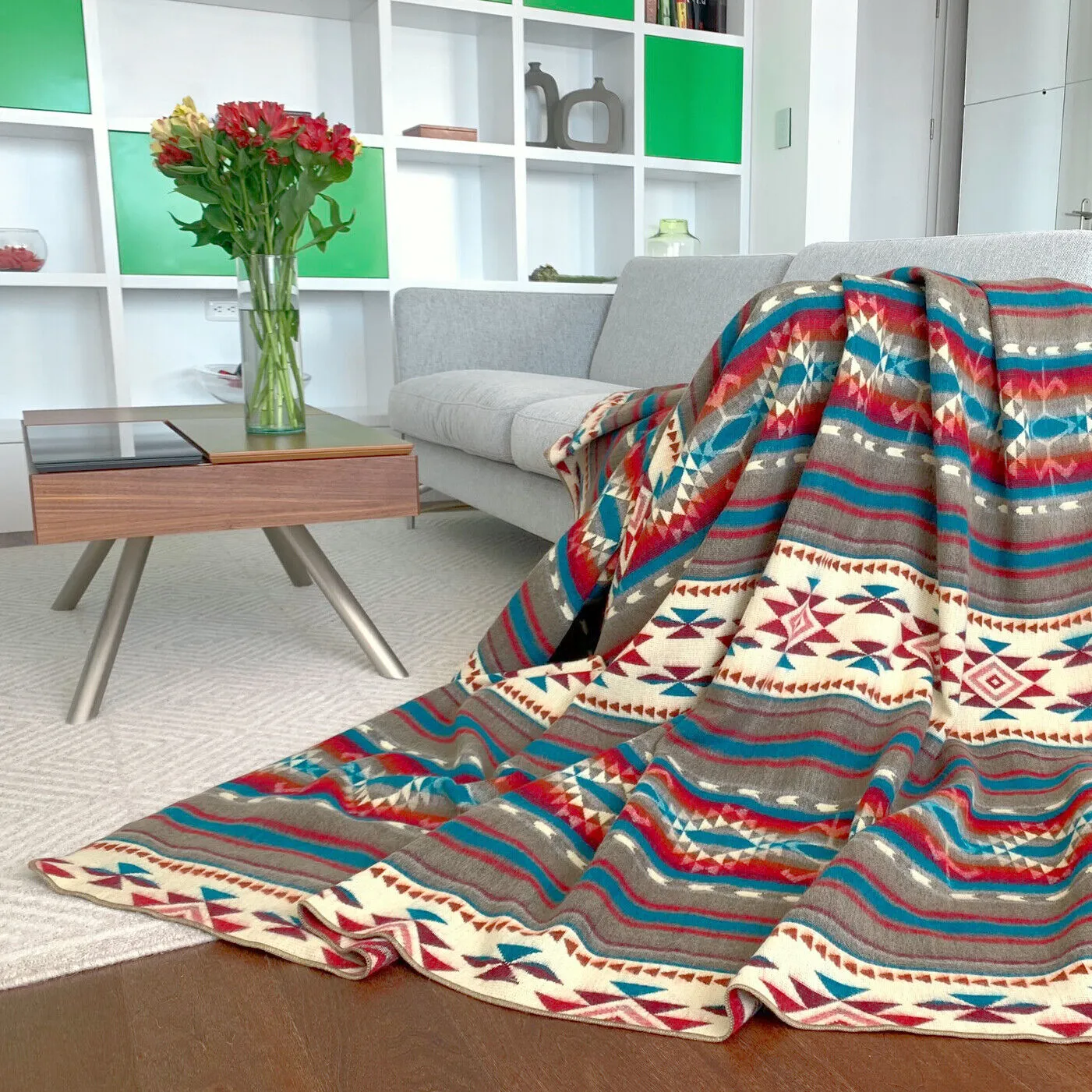 Azabi - Baby Alpaca Blanket - Extra Large - Aztec Southwest Pattern