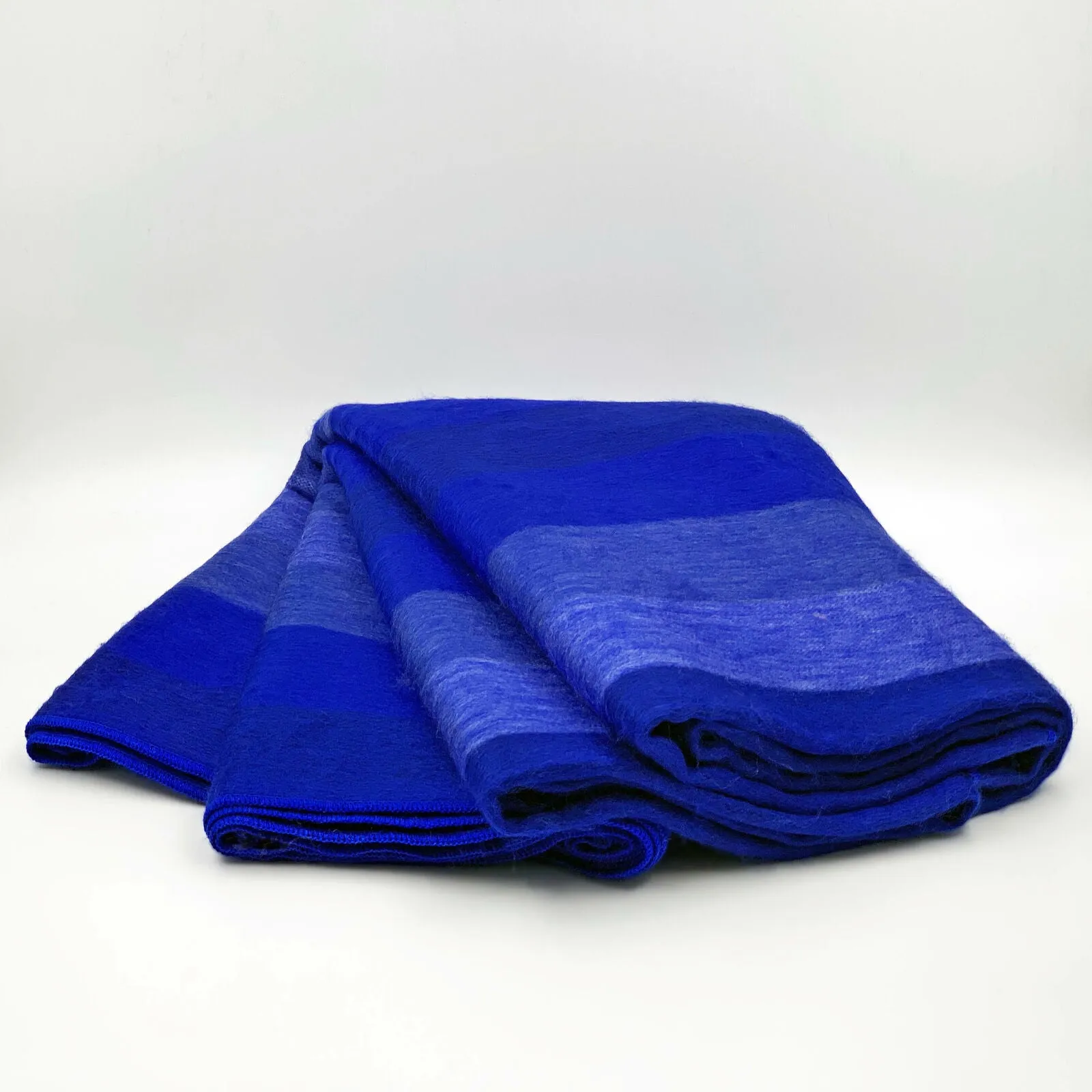 Chibuleo - Baby Alpaca Wool Throw Blanket / Sofa Cover - Queen 90" x 65" - thick stripes pattern navy blue