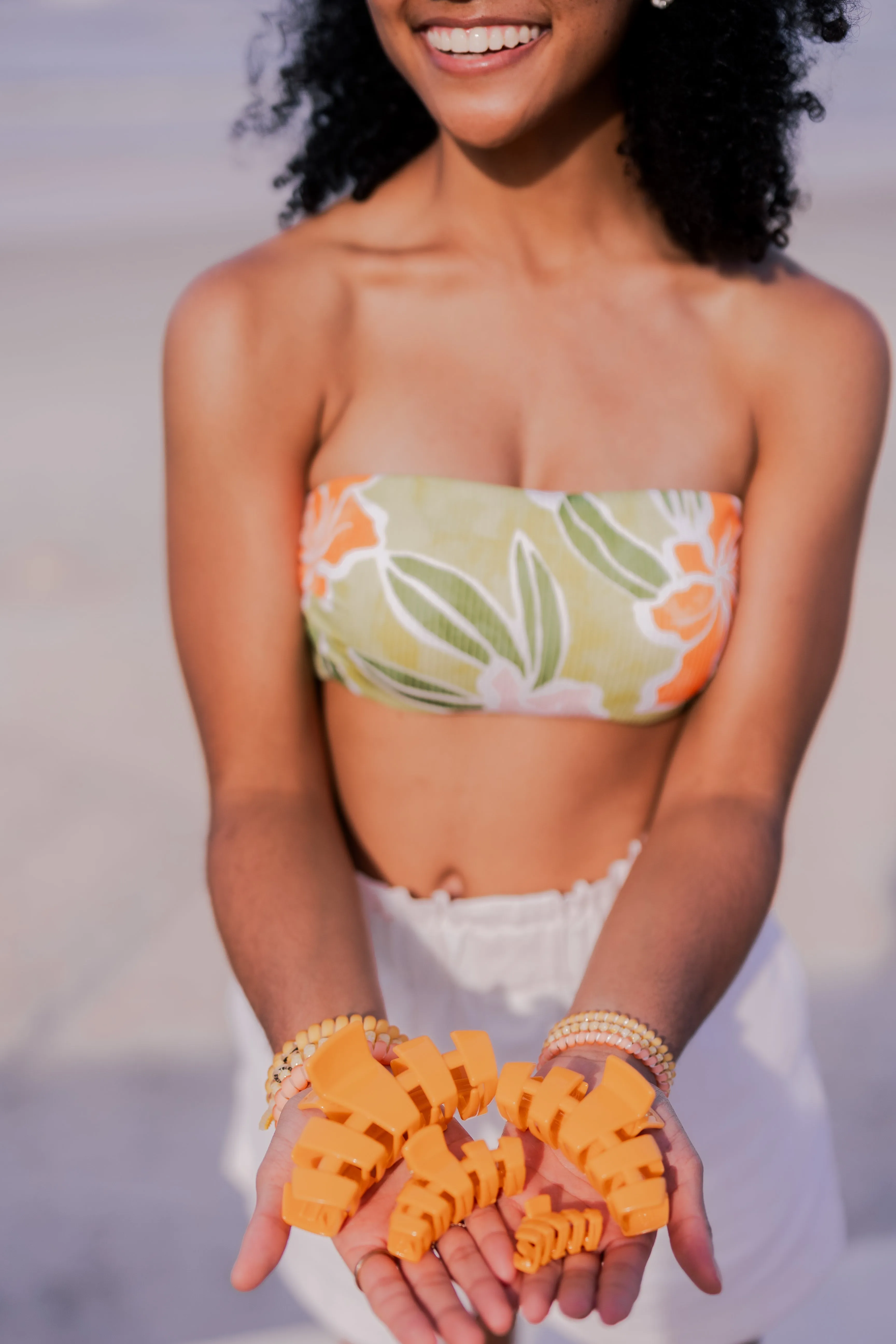 Classic Mango for it! Tiny Hair Clip
