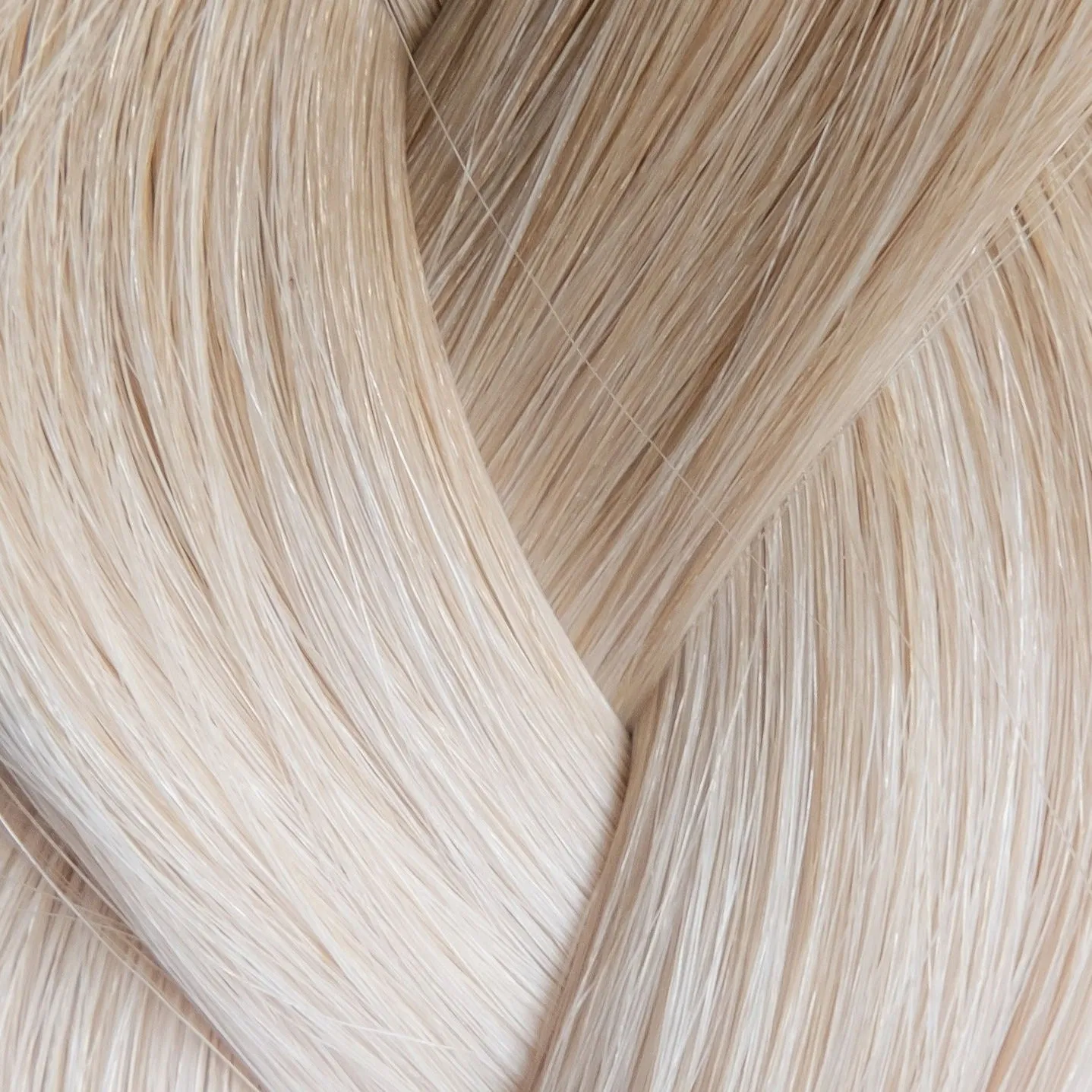 NEW 8 Piece Seamless Clip In Box Set 22" 150g