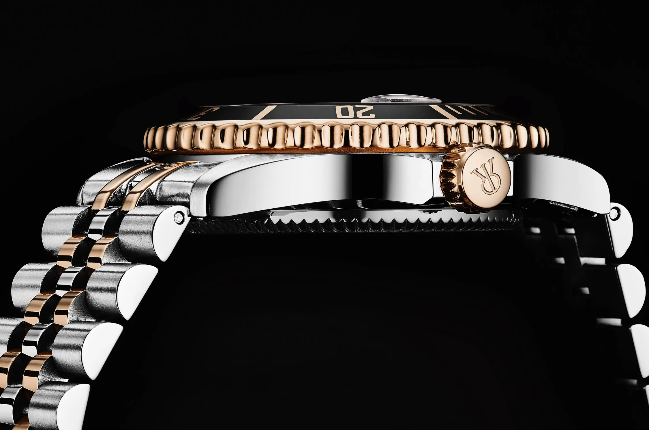 Revue Thommen Men's 'Diver' Black Dial Two Tone Stainless Steel Bracelet Automatic Watch 17571.2257